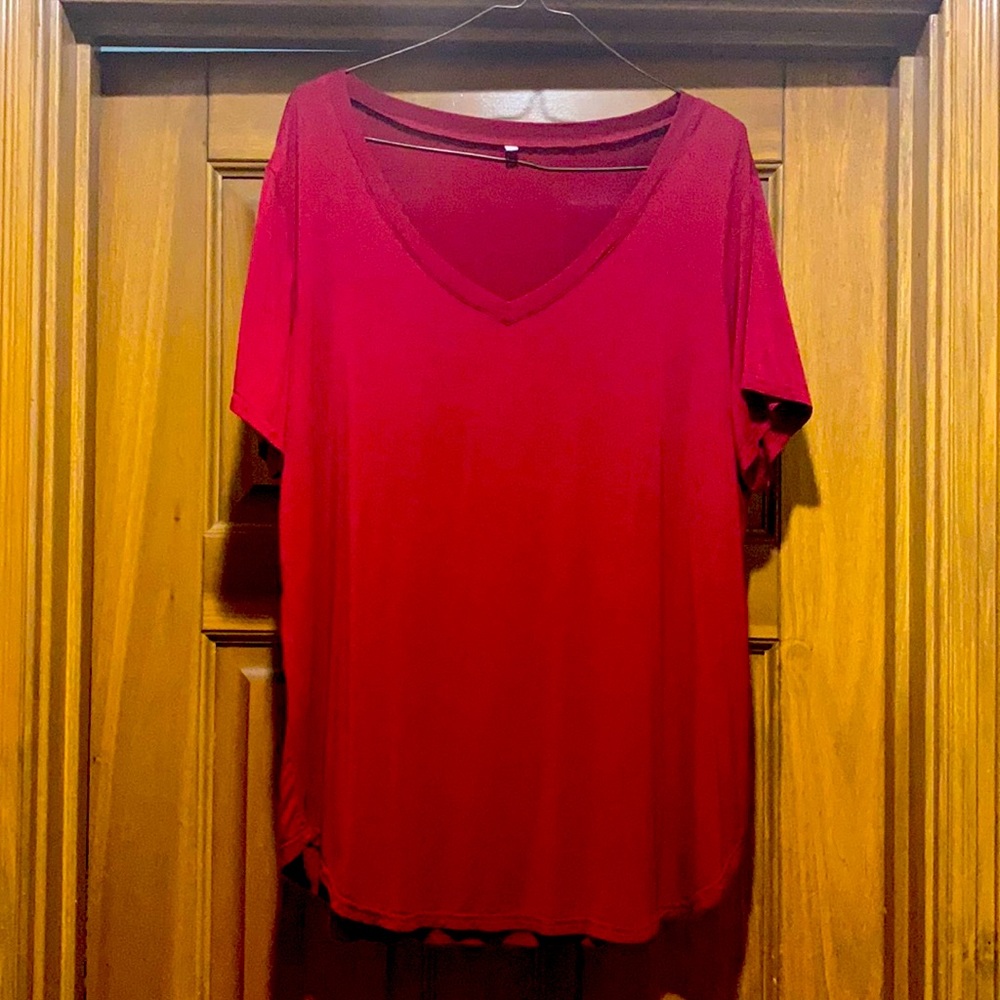 Burgundy Short Sleeve V-neck Top